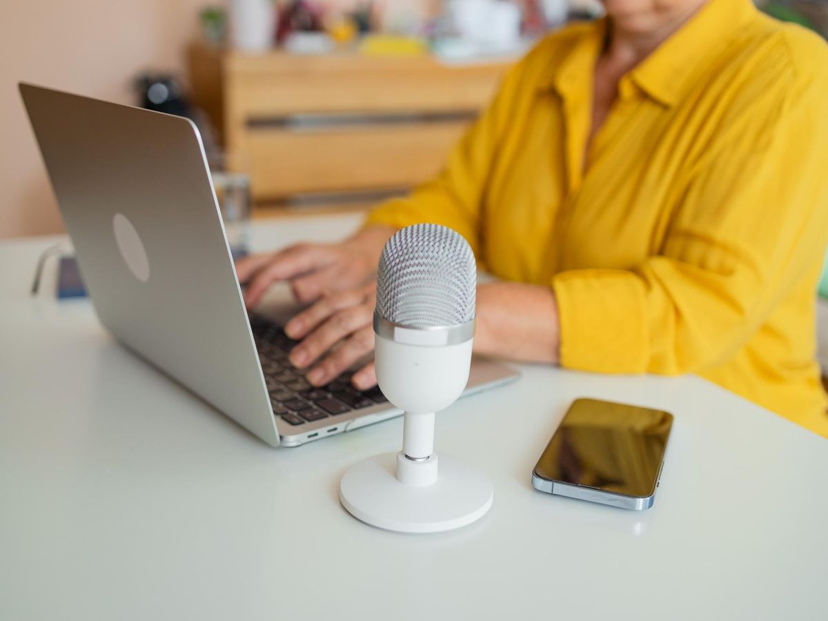 Monetyzacja podcastu – skuteczne sposoby na zarabianie na nagraniach audio